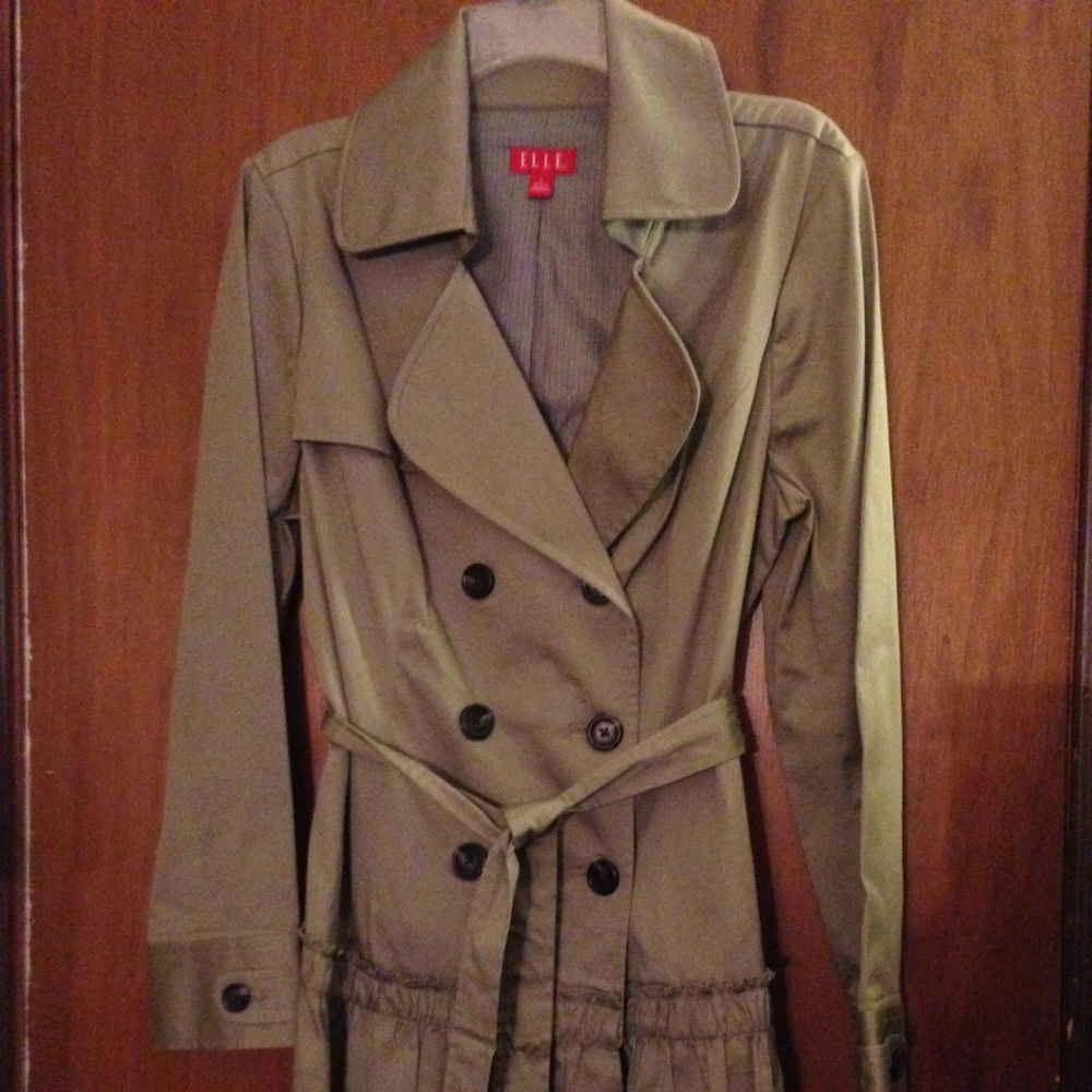 NWT Elle Classic Trench Coat in Khaki Size Large